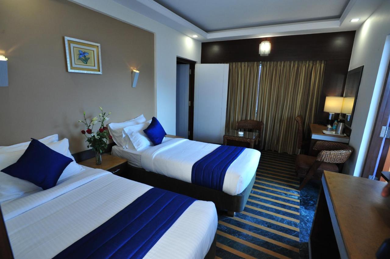 Hotel Dr Rajkumar International Bengaluru Zewnętrze zdjęcie