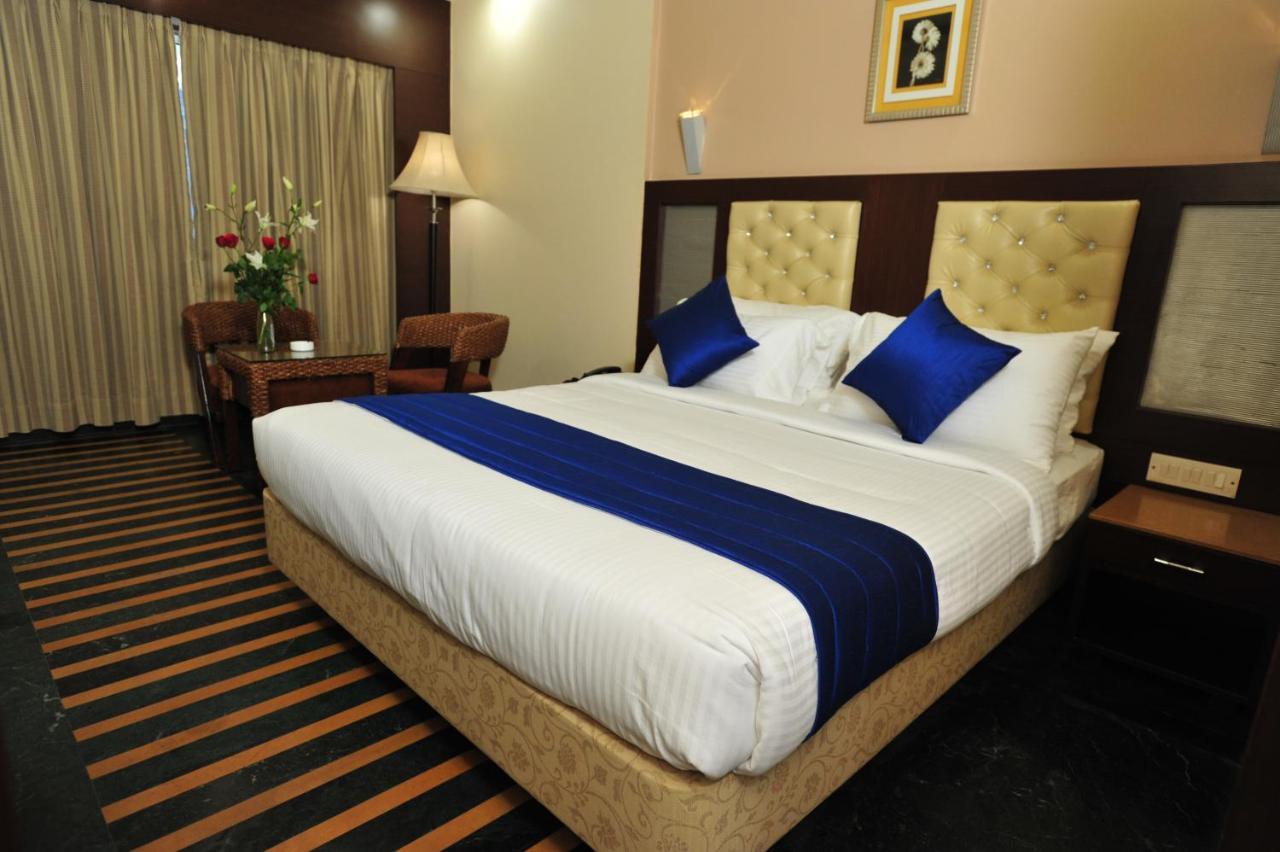 Hotel Dr Rajkumar International Bengaluru Zewnętrze zdjęcie