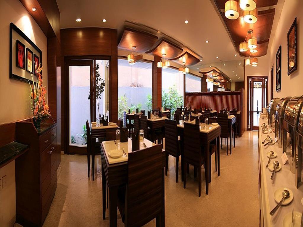 Hotel Dr Rajkumar International Bengaluru Zewnętrze zdjęcie