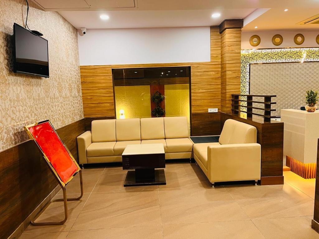 Hotel Dr Rajkumar International Bengaluru Zewnętrze zdjęcie