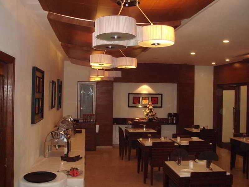Hotel Dr Rajkumar International Bengaluru Restauracja zdjęcie
